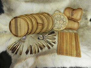 Træborðbúnaður og borðreiðing